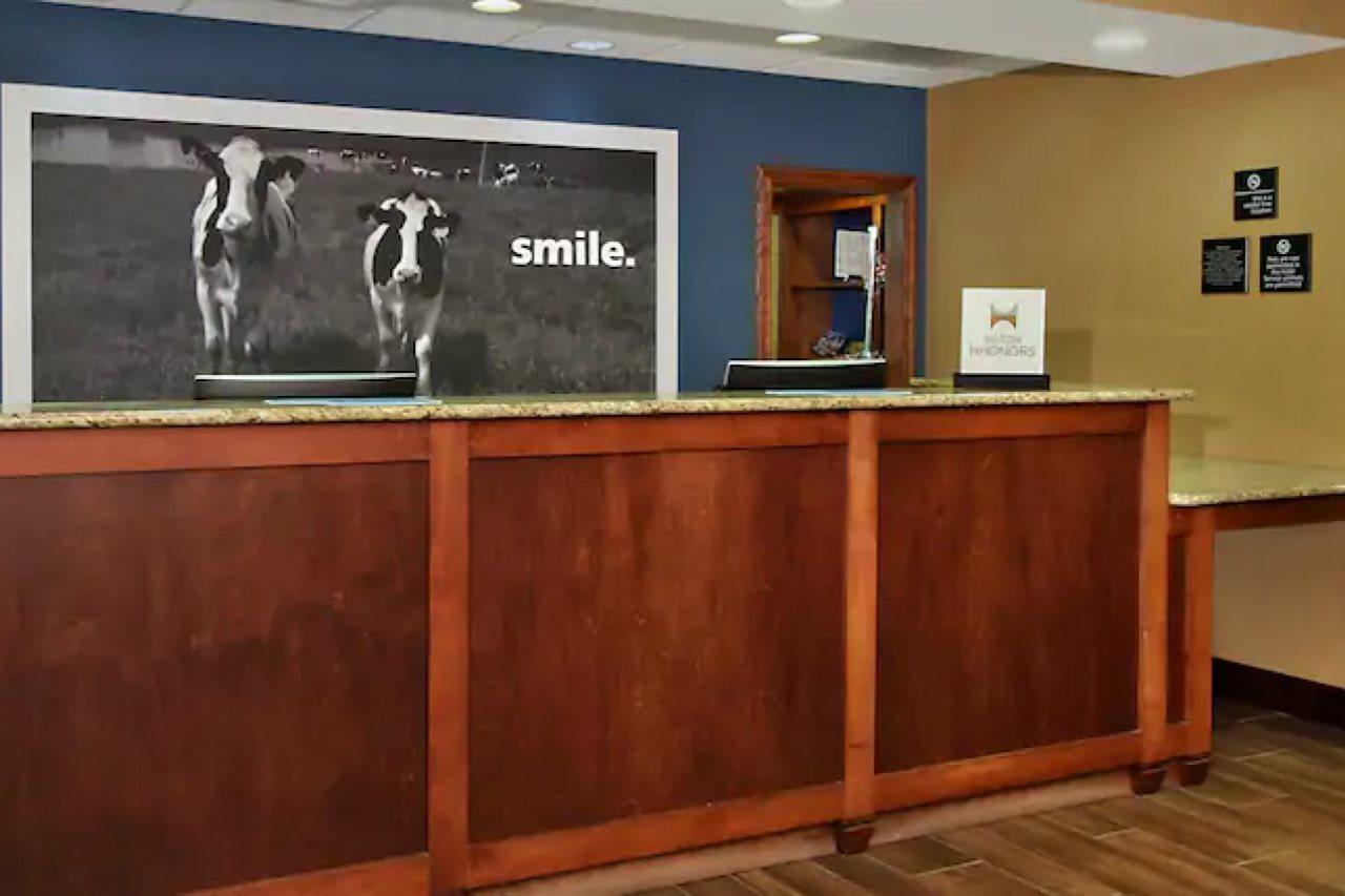 Hampton Inn & Suites Madisonville Exteriör bild