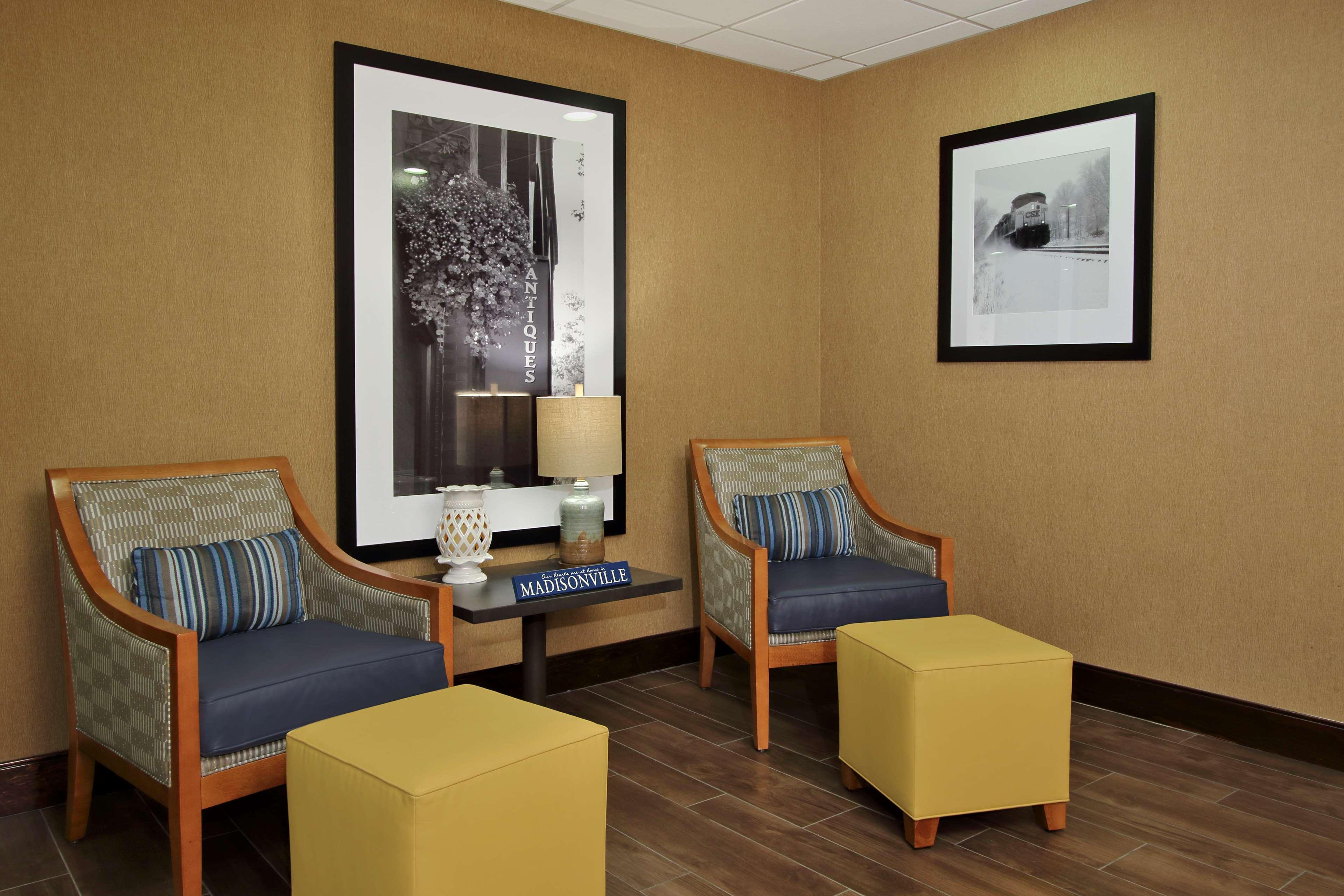 Hampton Inn & Suites Madisonville Exteriör bild