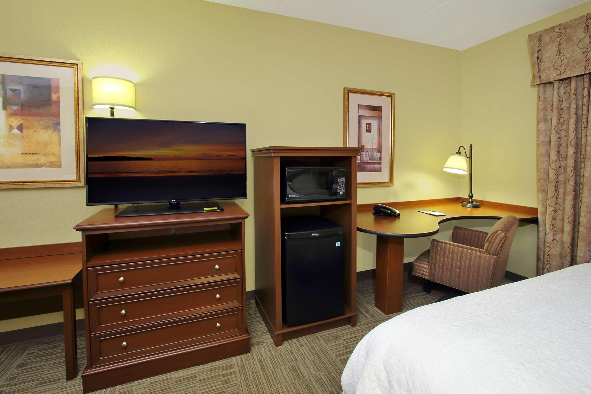 Hampton Inn & Suites Madisonville Exteriör bild