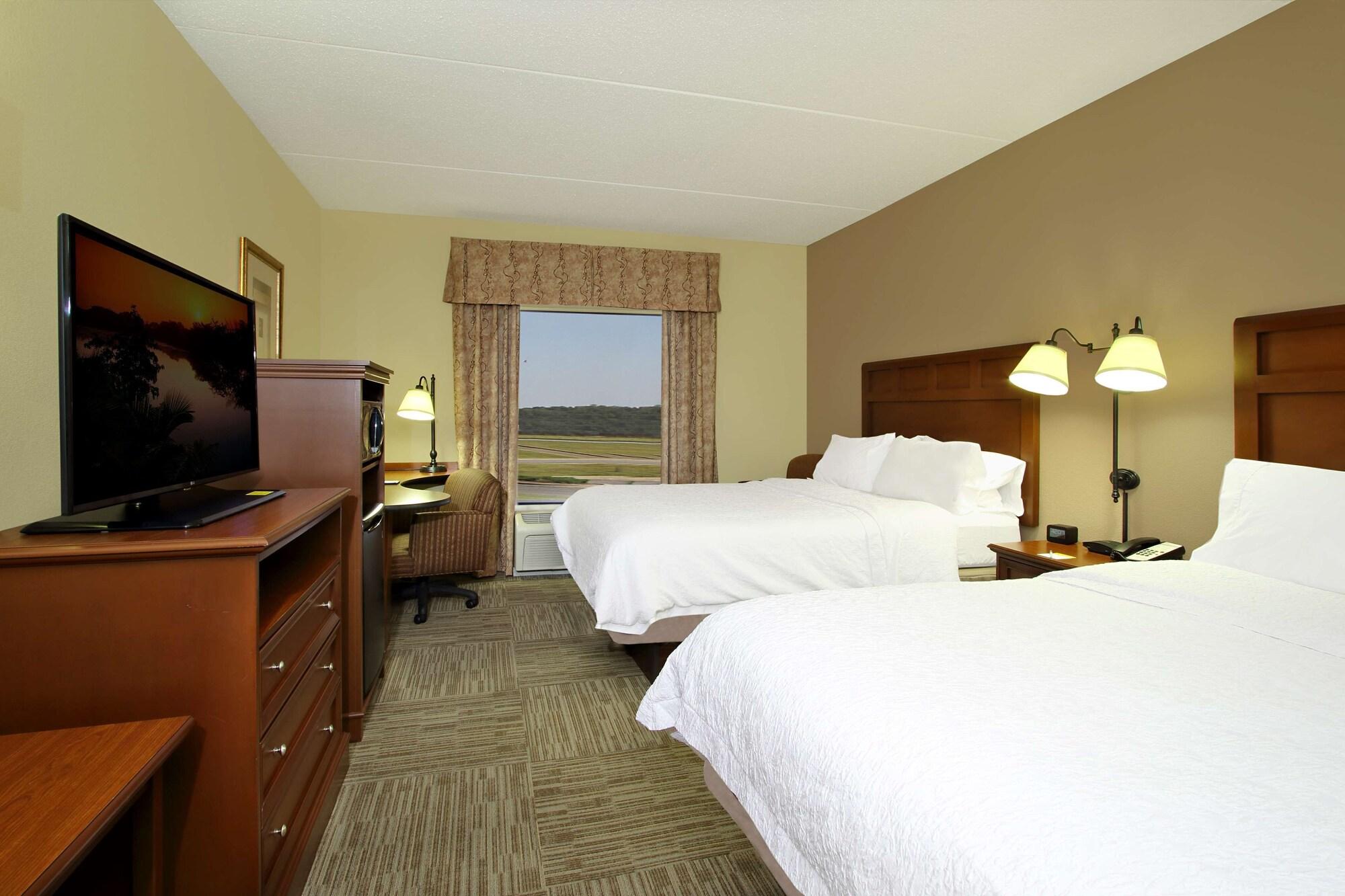 Hampton Inn & Suites Madisonville Exteriör bild