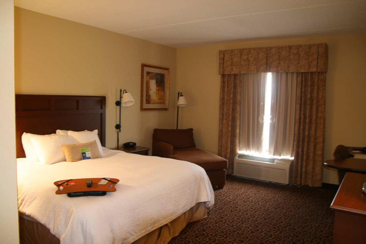Hampton Inn & Suites Madisonville Exteriör bild
