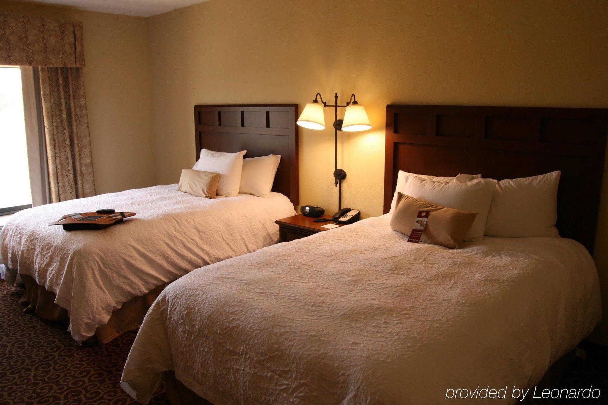 Hampton Inn & Suites Madisonville Exteriör bild